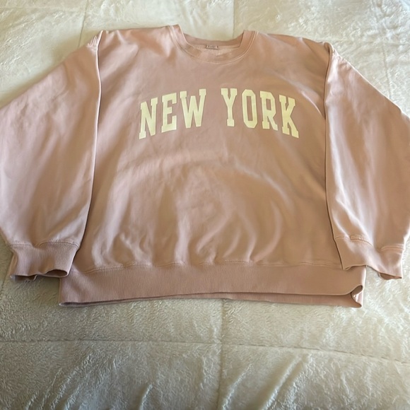 Light Pink Brandy Melville New York Crew Neck - Picture 2 of 4